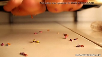 Giantess Fantasies: Crushed And Destroyed In A Sexual Encounter